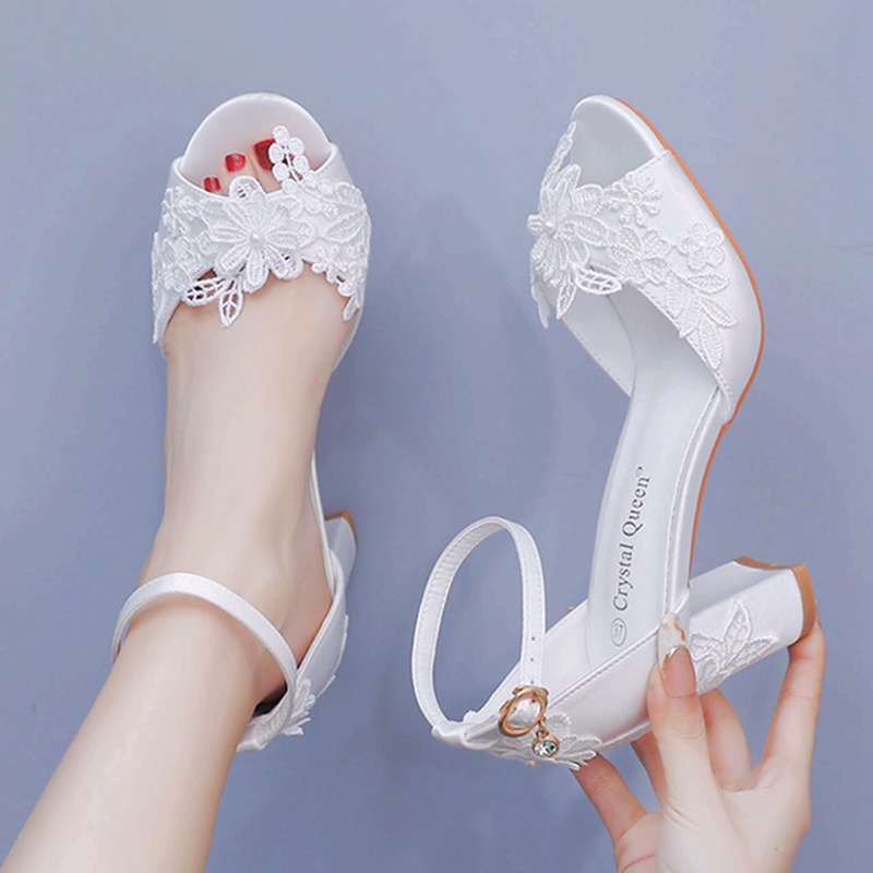 Peep Toe Heels - ผู้หญิงผ้าไหมสีขาวรองเท้าส้นสูงฤดูร้อน Peep Toe สายคล้องคอชุดเจ้าสาวรองเท้าแตะ