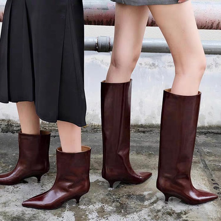 Women'S Shoes Burgundy - รองเท้าบูทผู้หญิงทรงเชลซีหนังแก้วสีแดงเบอร์กันดี หัวแหลม ส้นเตี้ยแบบคิตเทน สไตล์ผู้ใหญ่