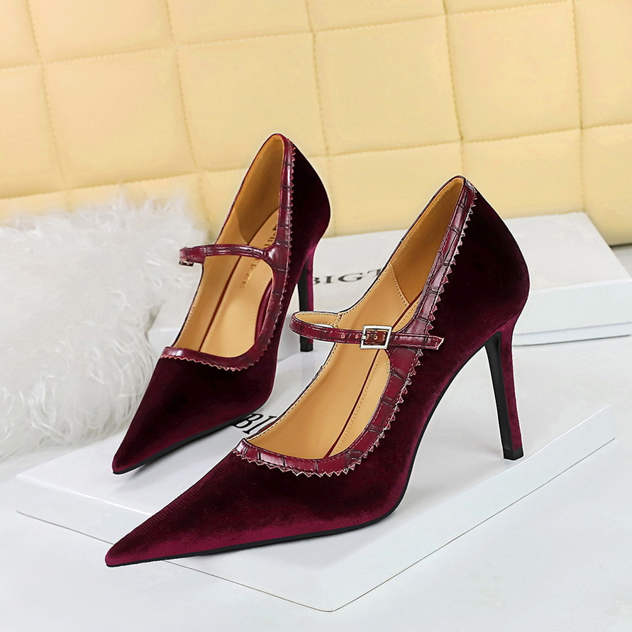 รองเท้าส้นสูงแฟชั่นสตรีสีผสมย้ - Women Shoes Size 7 บทวิจารณ์และราคา