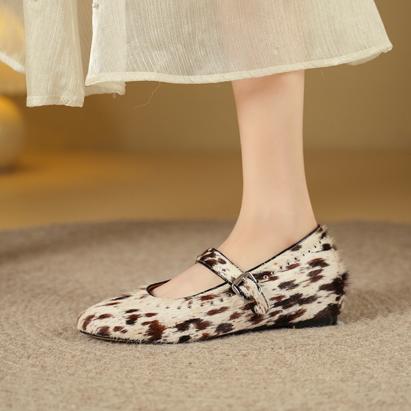 รองเท้าบัลเล่ต์ลายเสือดาว ขนม้ - Women Shoes Mk บทวิจารณ์และราคา